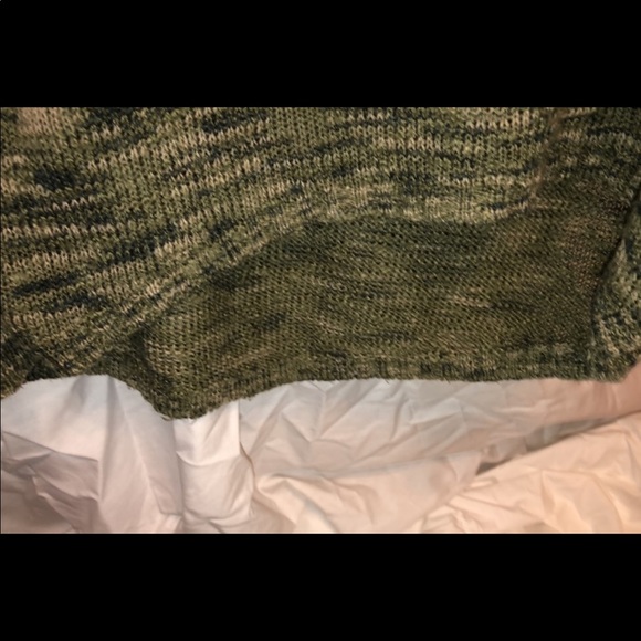 Sweater - Picture 5 of 5